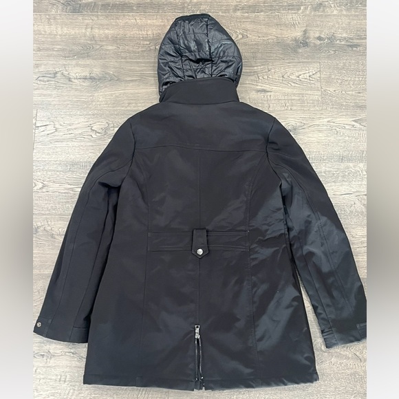 Women winter jacket with hoodie size M - Picture 9 of 9